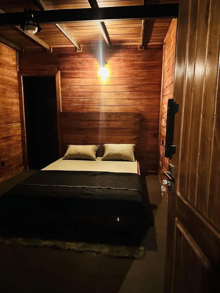 The Golden Hive Hotel Nuwara Eliya